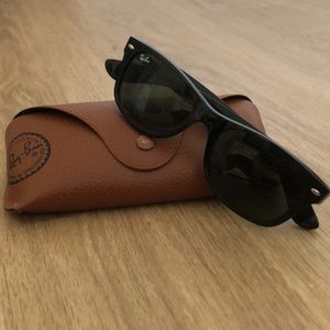 Raybans- New Wayfarer Style Sunglasses